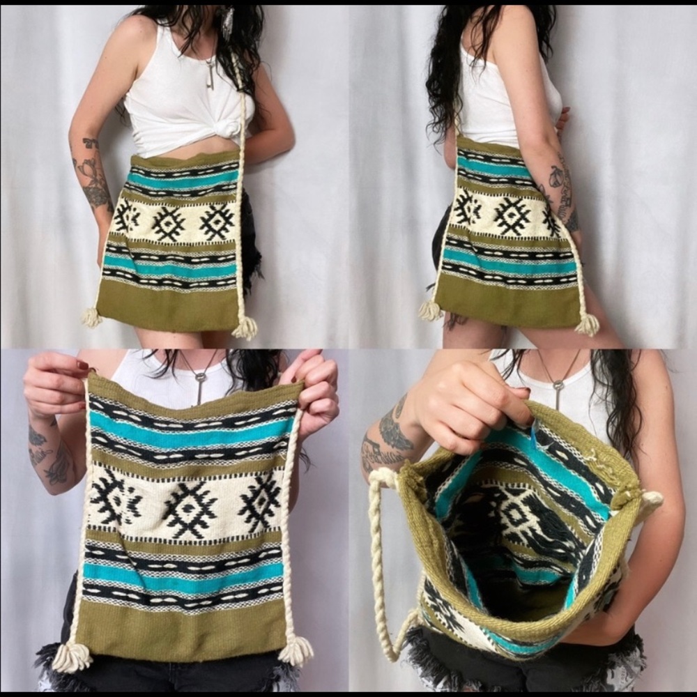70s SERAPE WOVEN CROSSBODY MESSENGER PURSE BAG